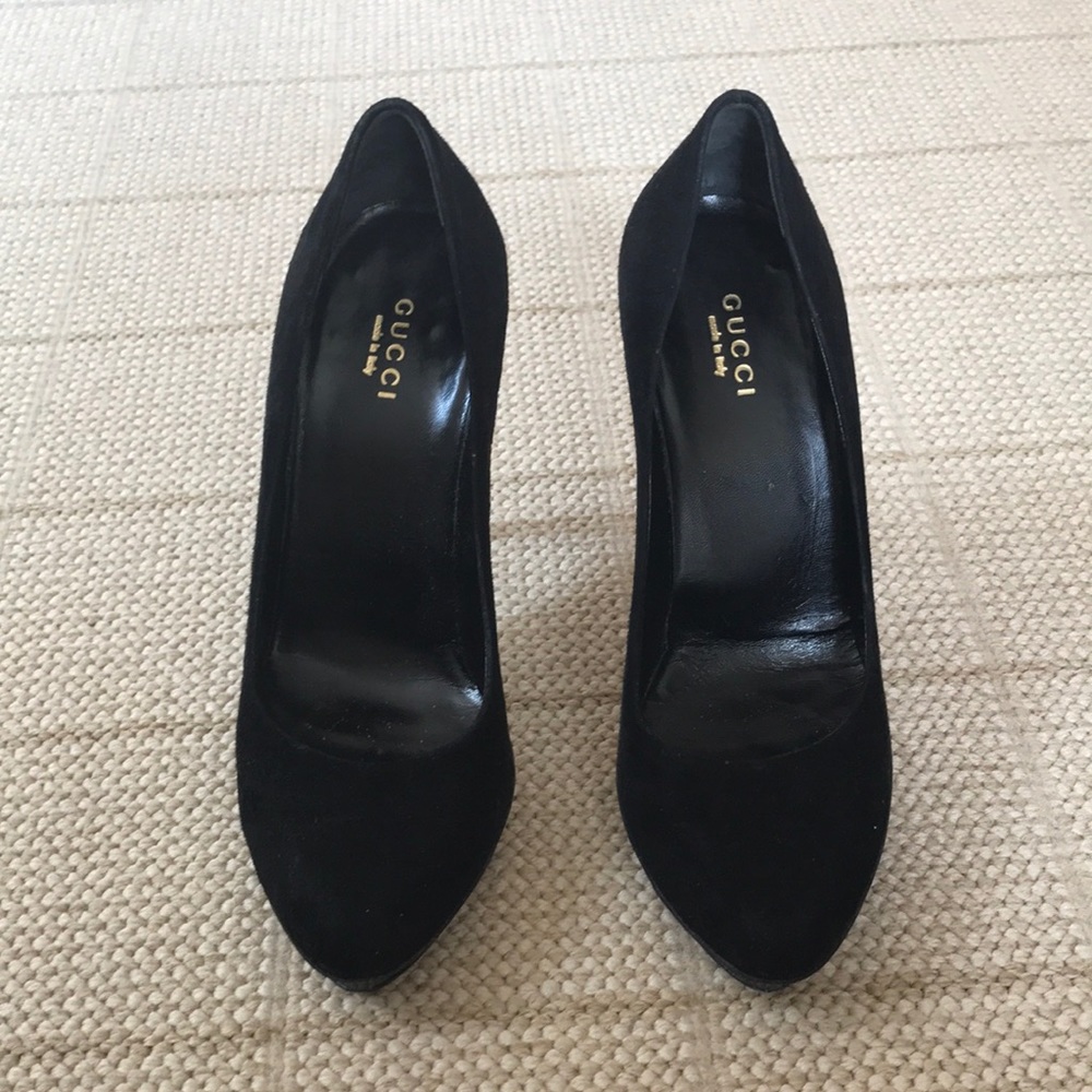 Black Suede Gucci Pumps